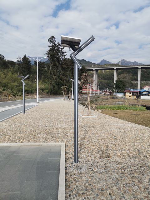 太陽(yáng)能美化燈(公園景區(qū)專(zhuān)用）